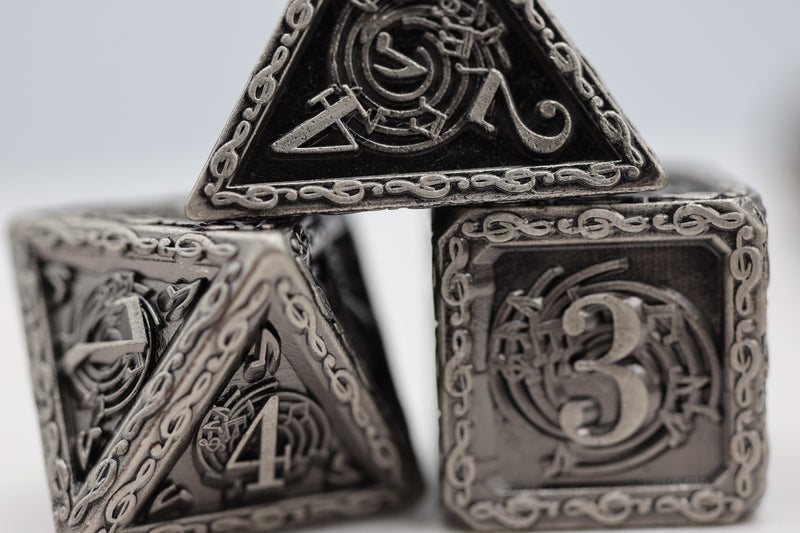 Bardic Song Vibrato RPG Metal Dice Set Metal Dice Foam Brain Games