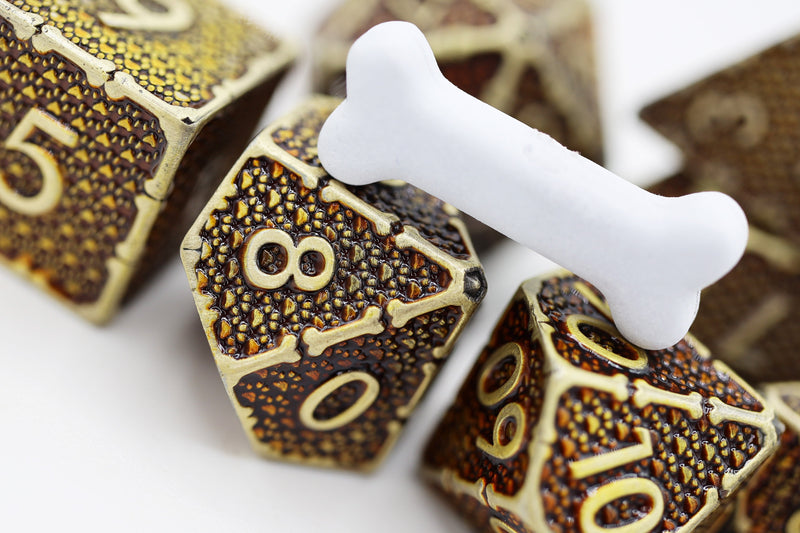 Muddy Paw Prints Metal RPG Dice Set Metal Dice Foam Brain Games