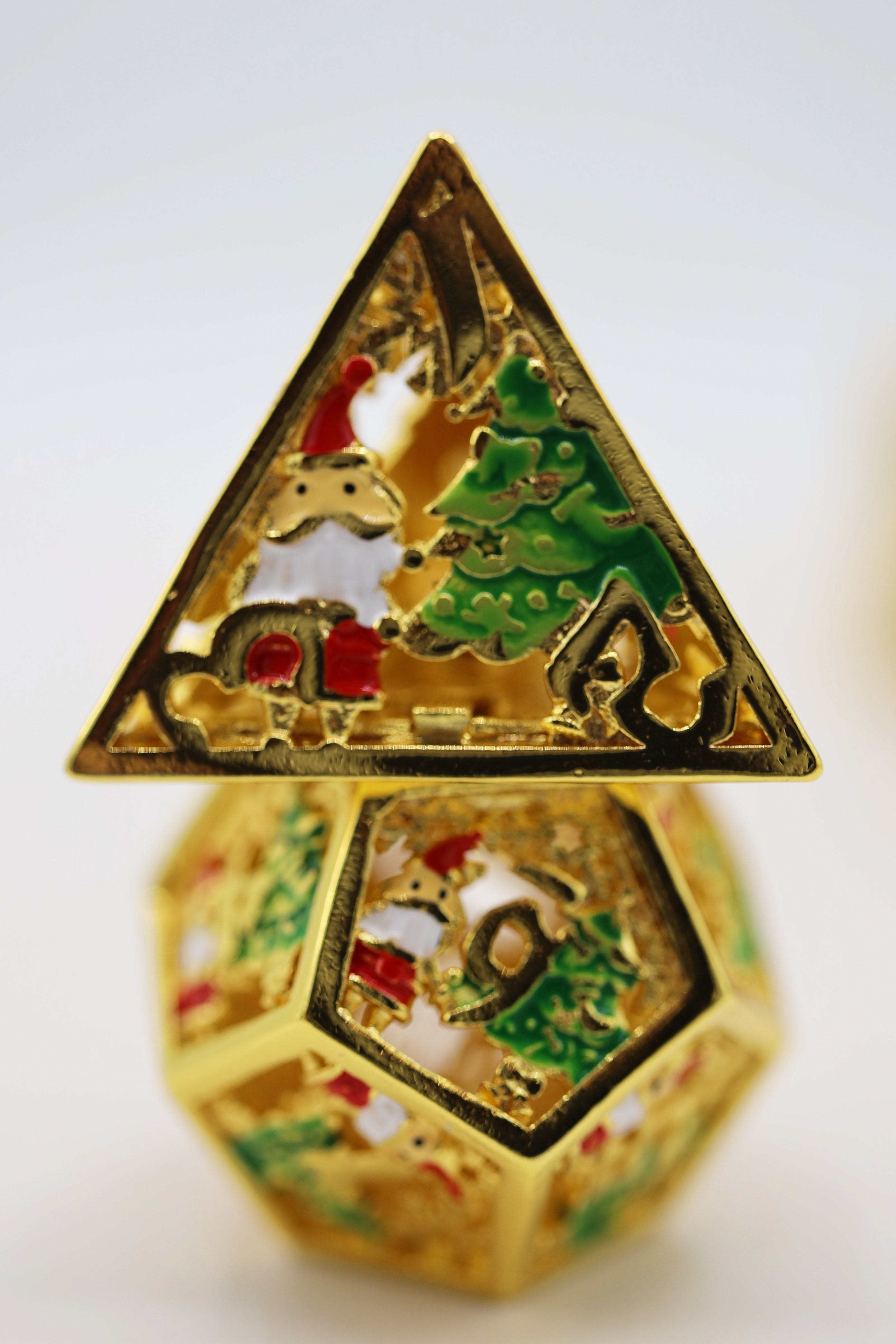 Golden Wonderland RPG Metal Dice Set Metal Dice Foam Brain Games | D20 Games